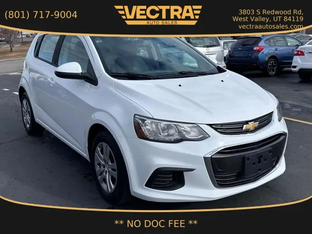 2017 Chevrolet Sonic LT Hatchback 4D