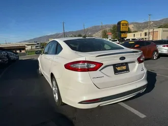 2016 Ford Fusion photo 6