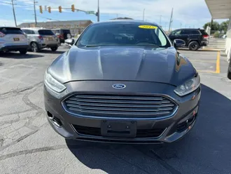 2015 Ford Fusion photo 2