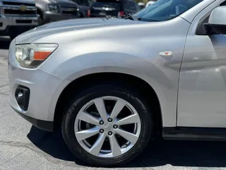2014 Mitsubishi Outlander Sport photo 4
