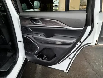 Grand Cherokee 15