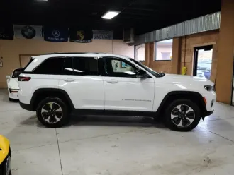 Grand Cherokee 26