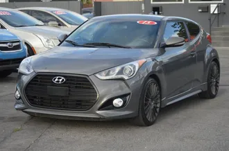 2015 Hyundai Veloster photo 3