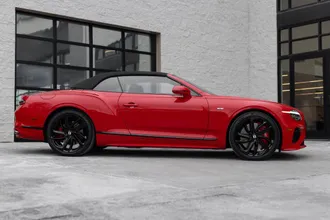 2025 Bentley Continental GTC photo 5
