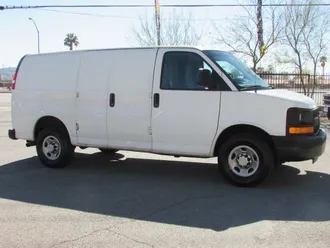2013 Chevrolet Express photo 3