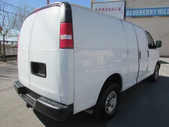 2013 Chevrolet Express photo 4