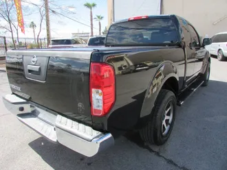 2016 Nissan Frontier photo 4