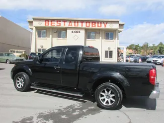2016 Nissan Frontier photo 6