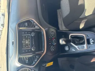 Cherokee 17
