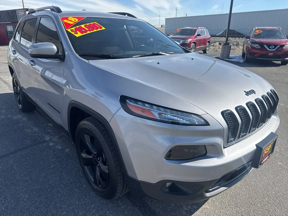 2018 Jeep Cherokee Latitude 4x4 4dr SUV