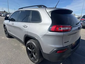 2018 Jeep Cherokee photo 4