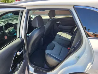2022 Kia Niro EV photo 3