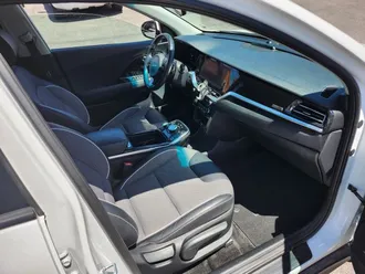 2022 Kia Niro EV photo 4