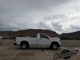 2025 Chevrolet Silverado 1500 photo 3