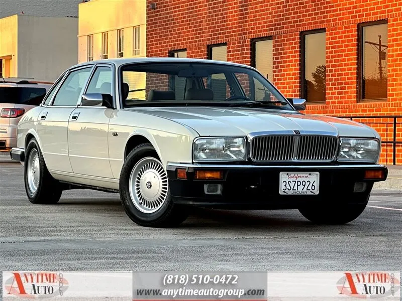 1993 Jaguar XJ6 Base