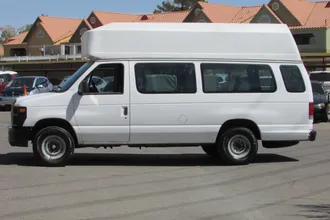 2011 Ford E-Series photo 4