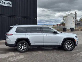 2025 Jeep Grand Cherokee L photo 3