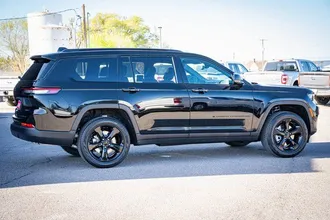 2025 Jeep Grand Cherokee L photo 7