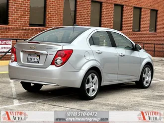 2016 Chevrolet Sonic LTZ photo 7