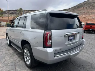 2016 GMC Yukon Denali photo 5