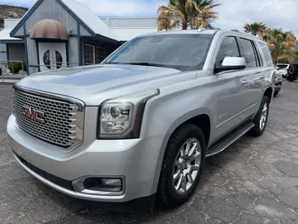 2016 GMC Yukon Denali photo 7