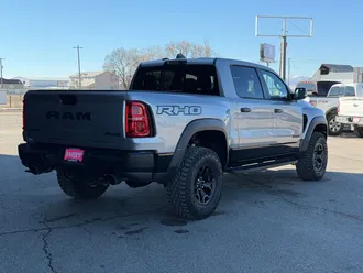 2025 Ram 1500 photo 7