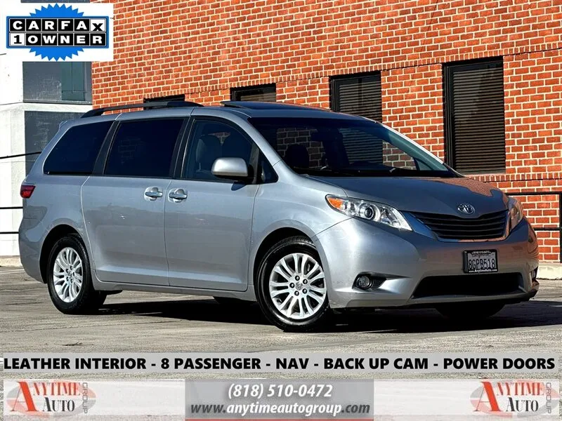 2015 Toyota Sienna XLE 8 Passenger XLE 8 Passenger