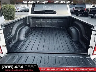 2015 RAM 1500 SLT photo 6