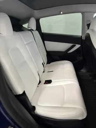 2021 Tesla Model Y photo 7