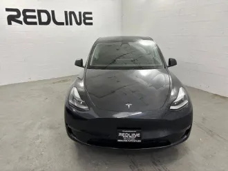 2024 Tesla Model Y photo 2