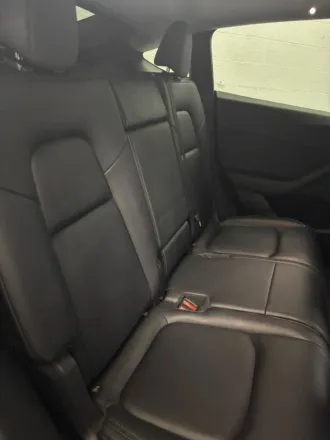 2023 Tesla Model Y photo 7