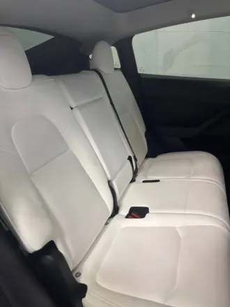 2023 Tesla Model Y photo 7