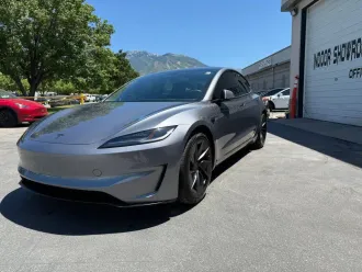 2024 Tesla Model 3 photo 2