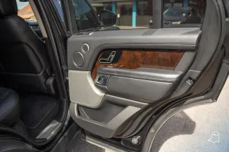Range Rover 32