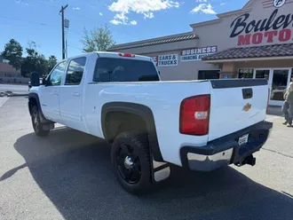 2014 Chevrolet Silverado 2500 HD Crew Cab photo 7