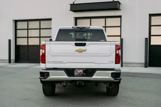 2024 CHEVROLET Silverado 3500 photo 4