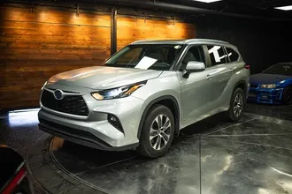 2024 TOYOTA HIGHLANDER photo 2