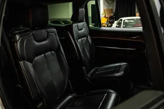 Grand Cherokee L 12