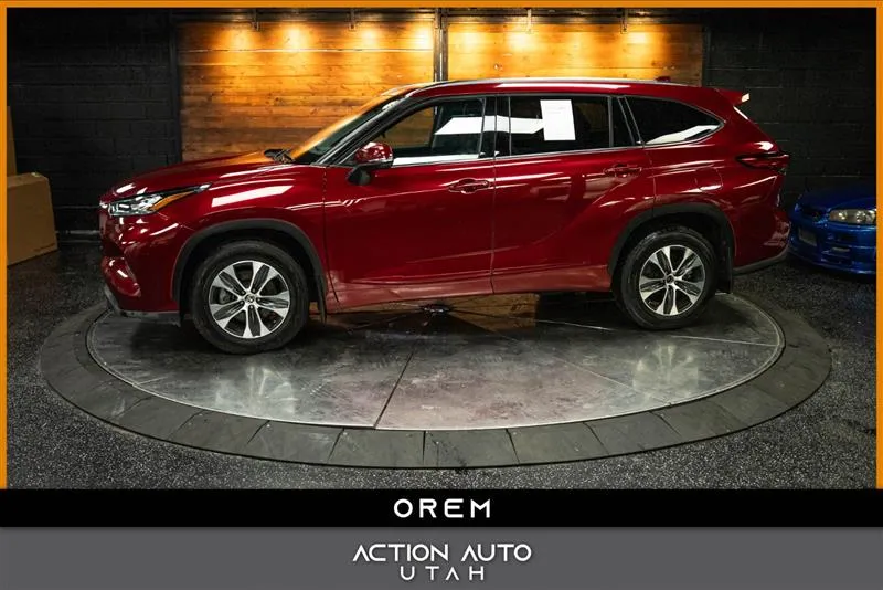 2020 TOYOTA HIGHLANDER XLE