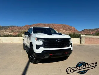 2024 Chevrolet Silverado 1500 photo 2
