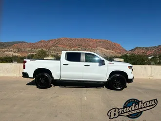 2024 Chevrolet Silverado 1500 photo 3