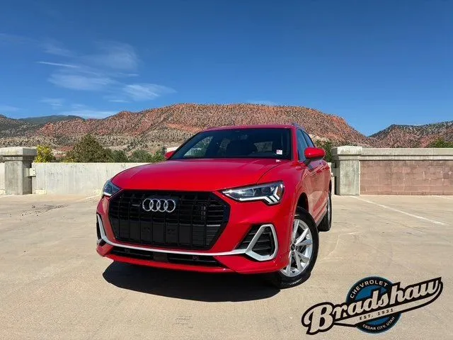 2024 Audi Q3 Premium