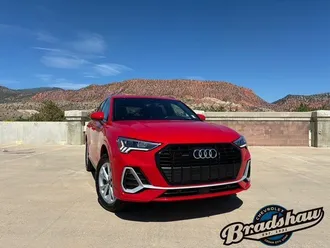 2024 Audi Q3 photo 2