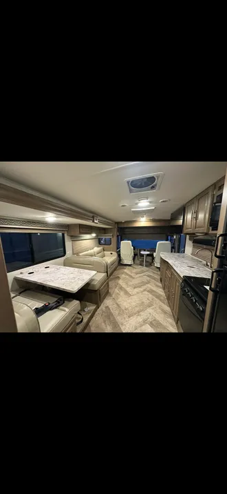 Motorhome Chassis 19