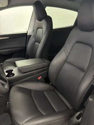 2024 TESLA Model Y photo 4