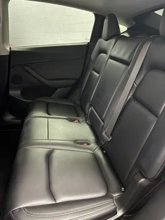 2024 TESLA Model Y photo 7