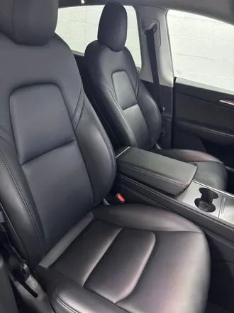 2023 TESLA Model Y photo 5