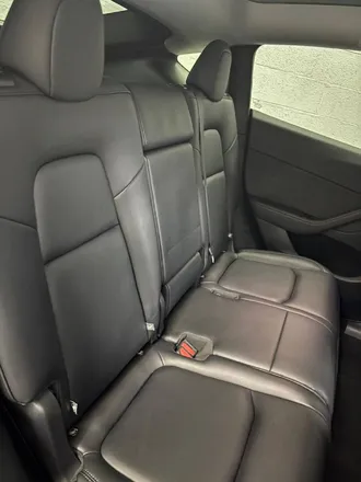 2025 TESLA Model Y photo 7
