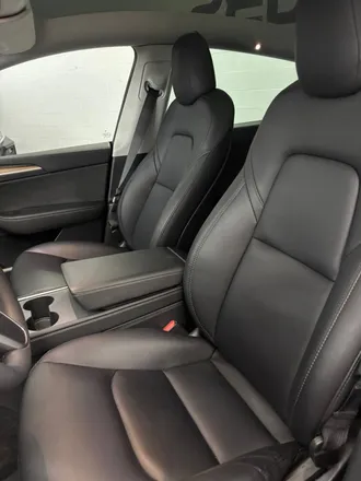 2023 TESLA Model Y photo 4