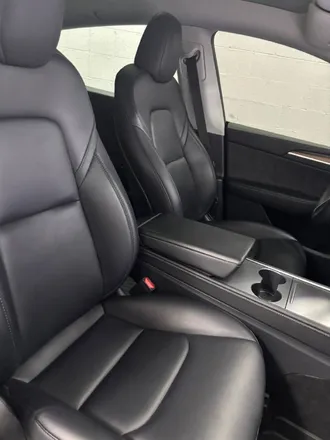 2024 TESLA Model Y photo 5